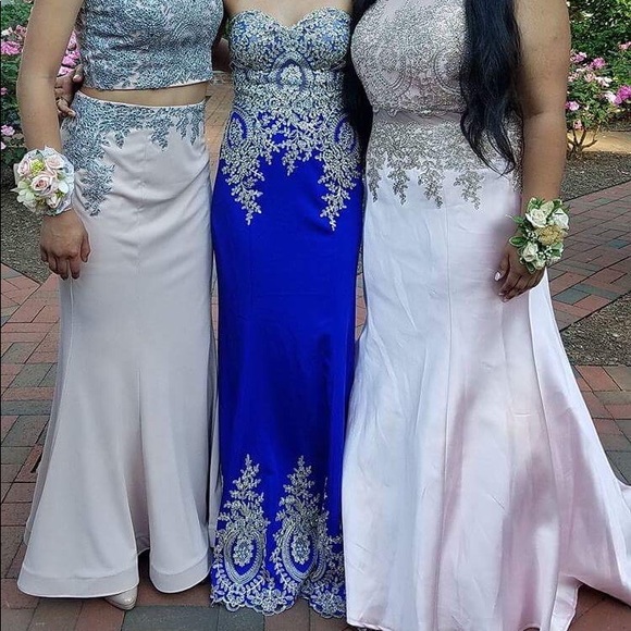 FORMAL/PROM DRESS - Picture 3 of 3